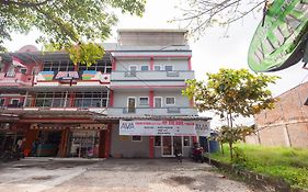 AVA Guesthouse Mitra RedDoorz Lampung